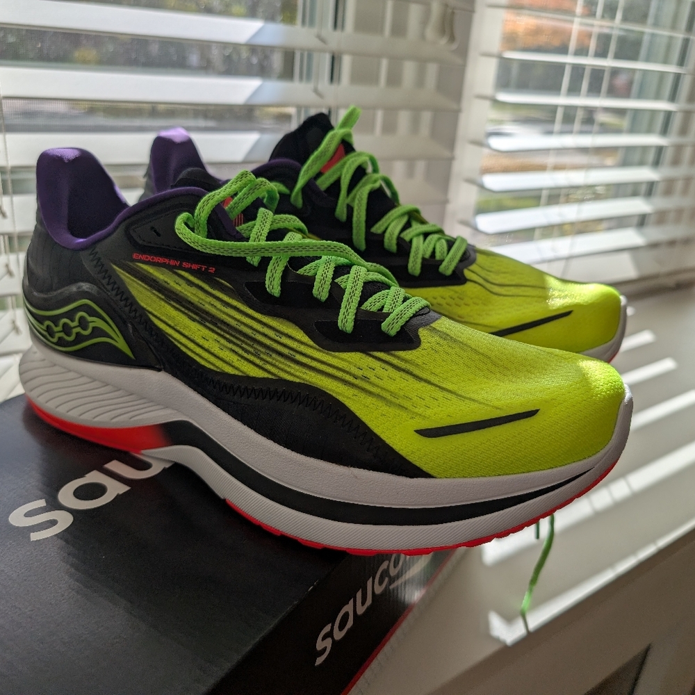 Saucony Men's Vibrant Lime and Black Running Shoes